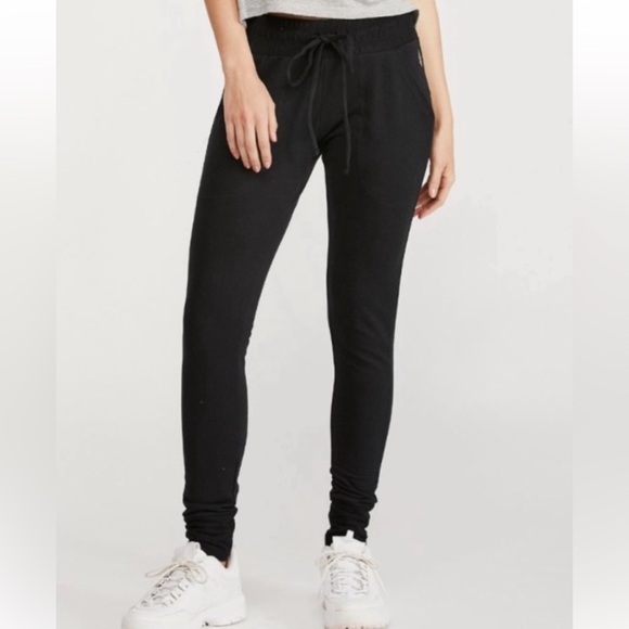 Free people FP movement Sunny Skinny Sweatpants size medium - Picture 1 of 8